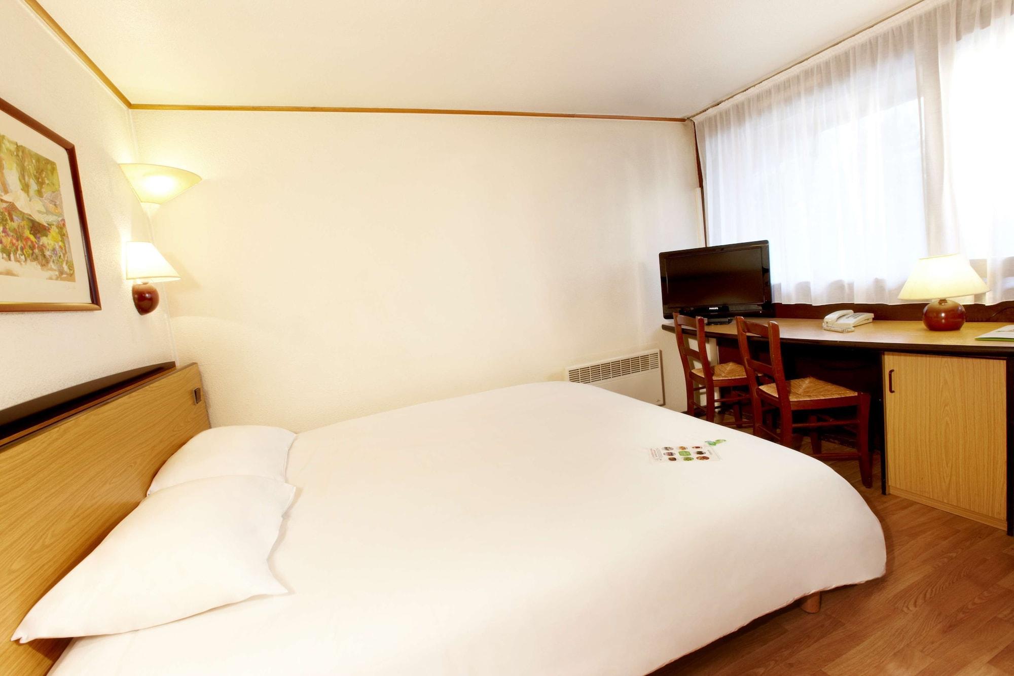 Campanile Bordeaux Ouest - Le Bouscat Hotel Exterior photo